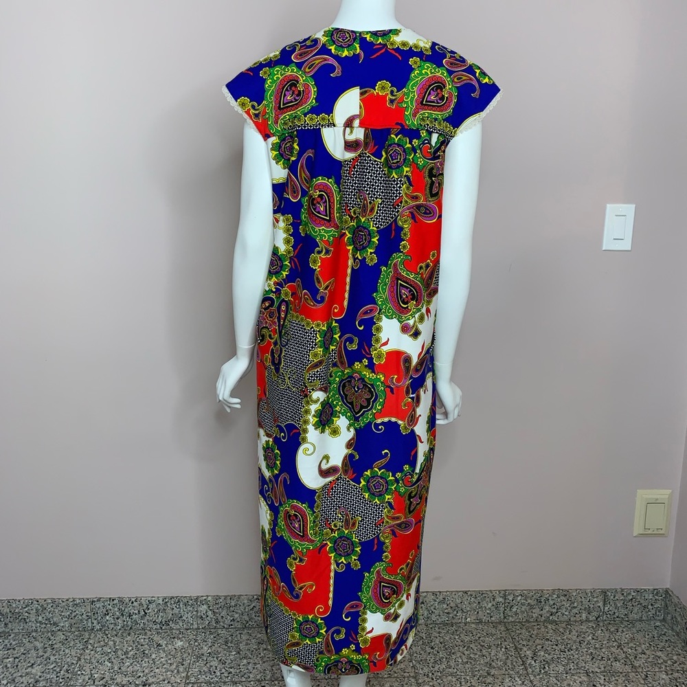 Beatiful Kimono Inspired Robe - Picture 4 of 8